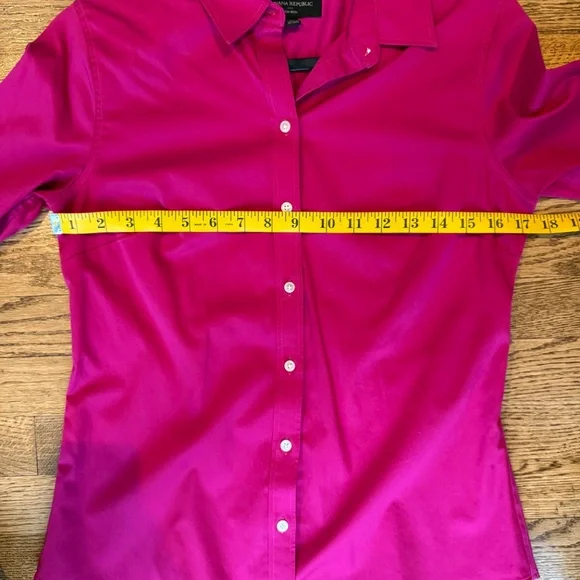 EUC Banana Republic Non-Iron Fitted Stretch Sateen Career Shirt - Women's 8 - Picture 3 of 5